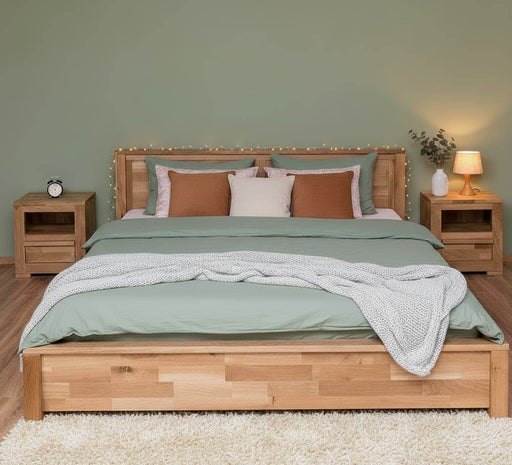 Bett aus massiver Wildeiche - 180 x 200 -