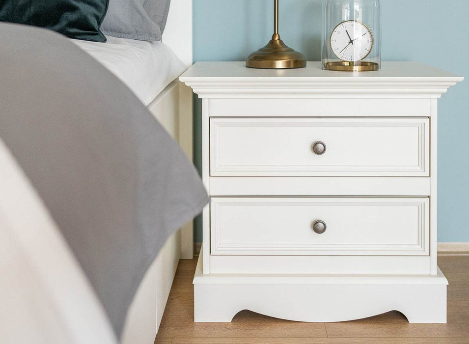 Nachtkonsole Belluno Elegante aus Massivholz - Eiche