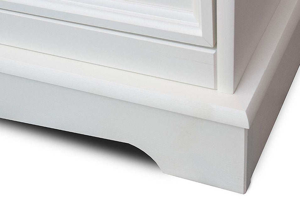 Nachtkonsole Belluno Elegante aus Massivholz - Eiche