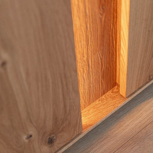 Beleuchtetes TV-Board Collodi aus massiver Eiche mit grober Holzstruktur - 165