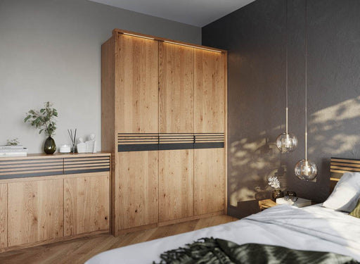 Moderner Kleiderschrank aus massiver Eiche | Beleuchteter Schrank Ravello 3 -