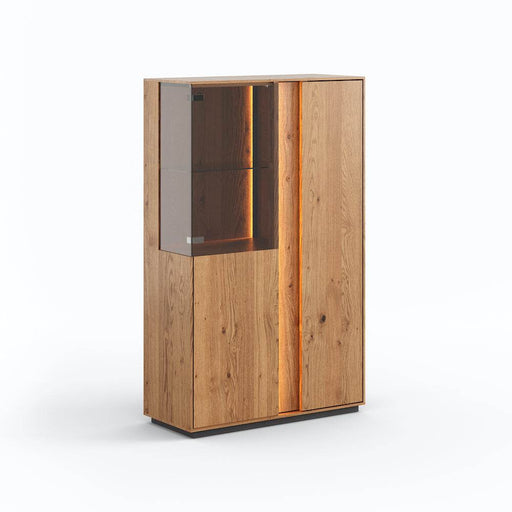 Beleuchtetes Sideboard Collodi aus massiver Eiche mit Rückwand in grober Holzstruktur -