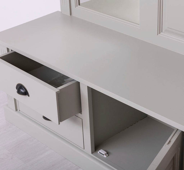 Garderobe aus Massivholz mit Spiegel und Staufächern -