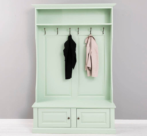 frontalansicht gerahmte Garderobe mit ablagen 6 haken mint gruen