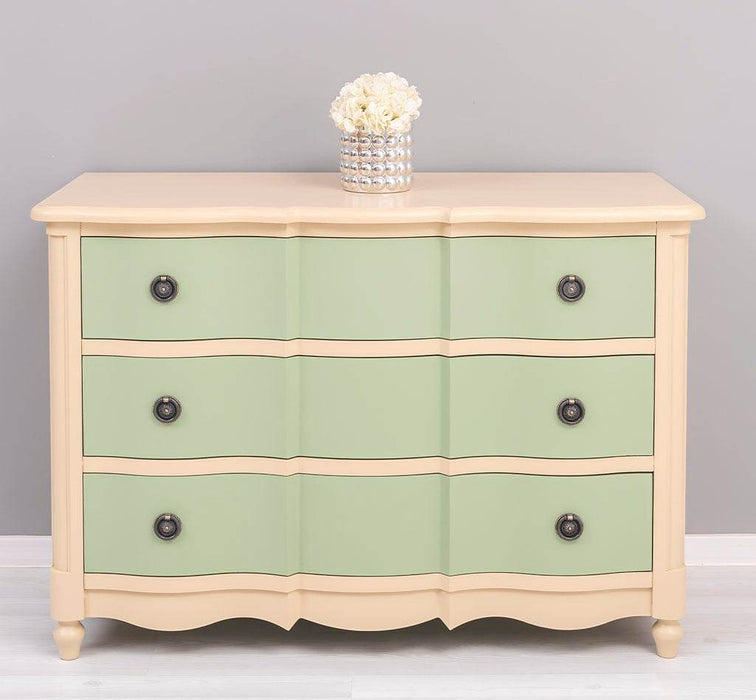 Geschwungene Landhaus Kommode aus Massivholz - in verschieden Farben - Beige - Salbei