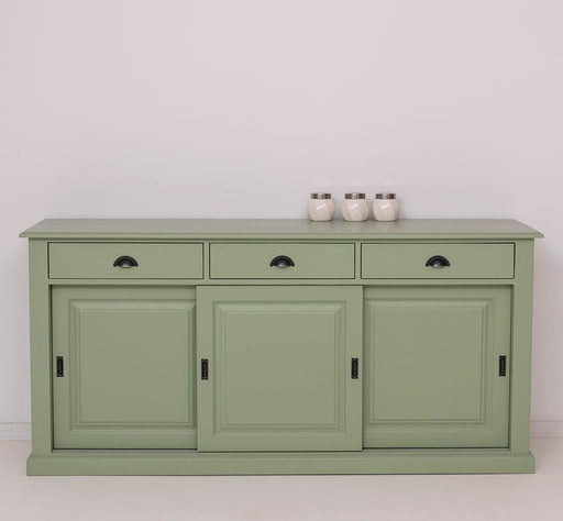 Grosses-Sideboard-aus-Massivholz-mit-3-Schiebetueren-und-3-Schubladen-salbei-front