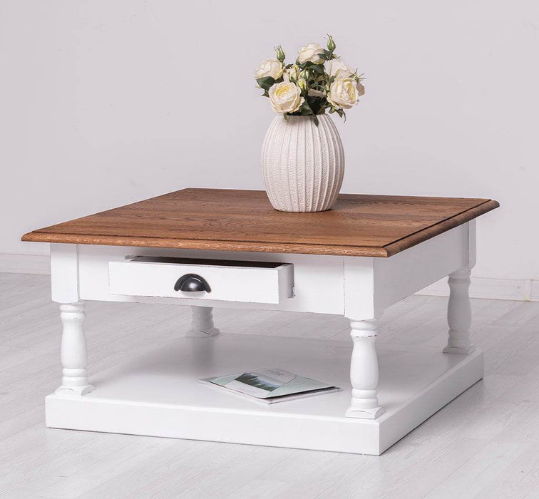 Kleiner Couchtisch aus Massivholz im Landhausstil mit Schublade -