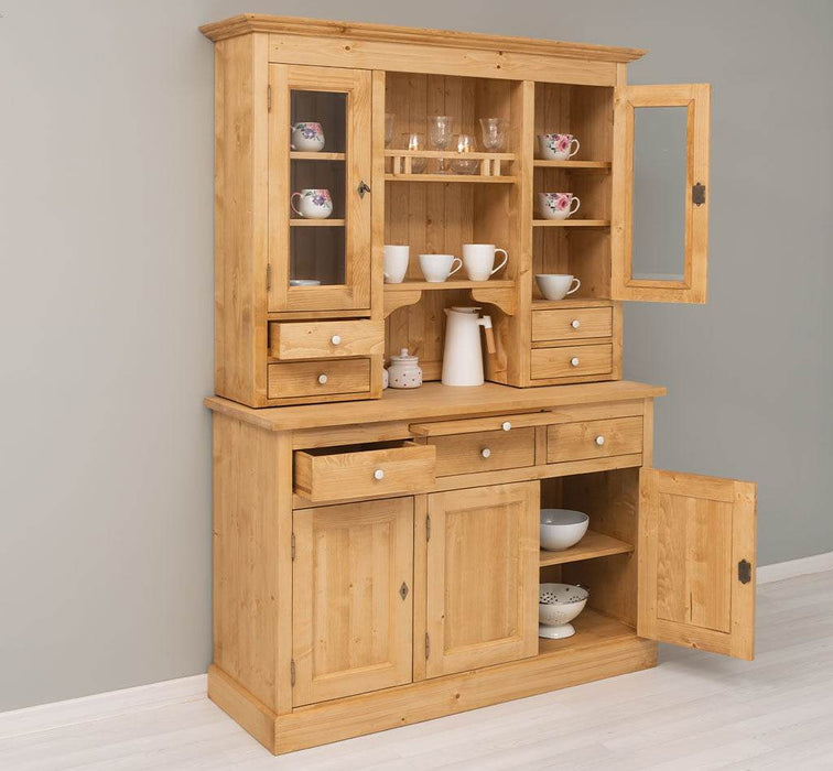 Küchen- und Buffetschrank aus Massivholz im Landhausstil -