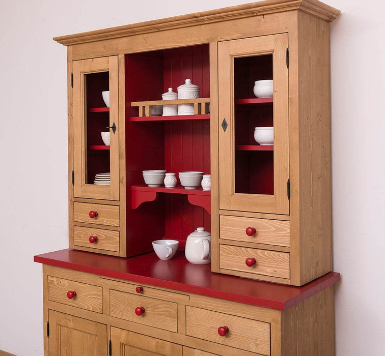 Küchen- und Buffetschrank aus Massivholz im Landhausstil -