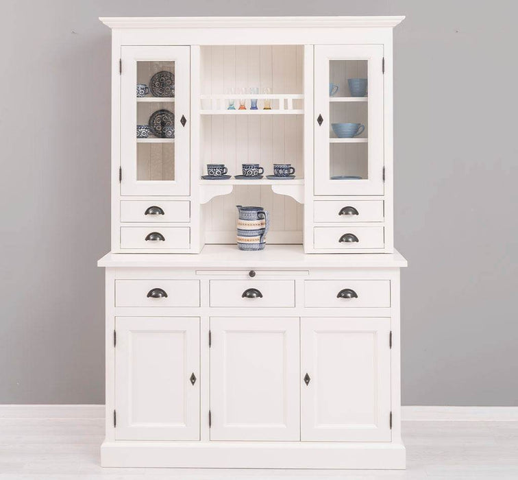 Küchen- und Buffetschrank aus Massivholz im Landhausstil -