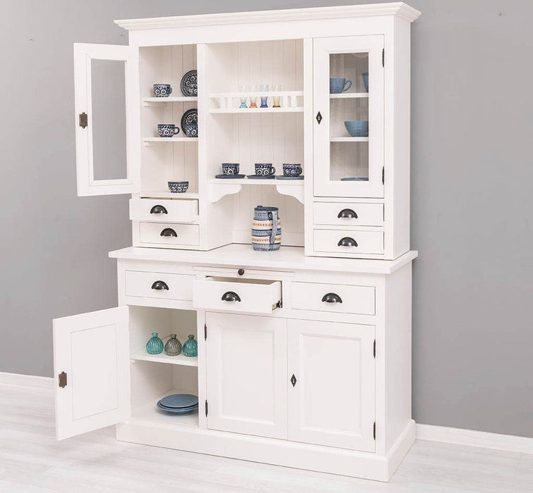 Küchen- und Buffetschrank aus Massivholz im Landhausstil -