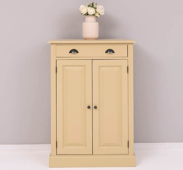 Landhaus Sideboard aus Massivholz in verschiedenen Farben -