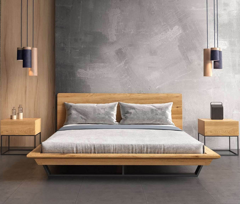 Schlafzimmer-Set | Industrial Bett aus massiver Eiche und Metall mit zwei Nachttischen | Nova Slim und 2x Loom mit Schublade - 140 x 200