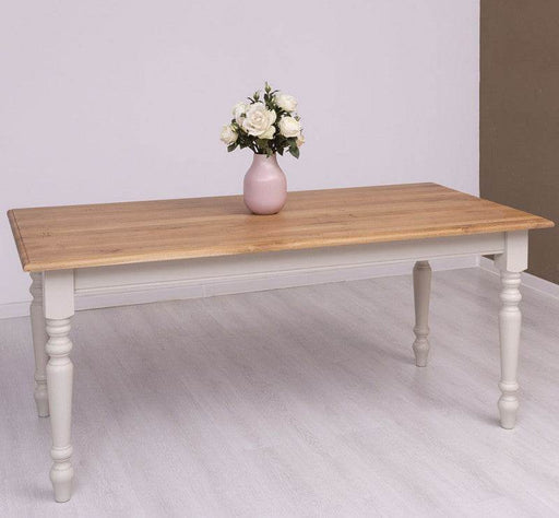 Esstisch aus Massivholz mit gedrehten Beinen - Eiche lackiert | Beige
