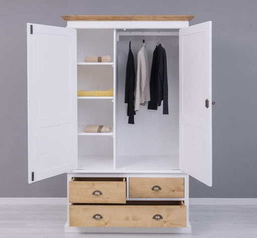 Vintage Kleiderschrank aus Massivholz im Landhausstil - Weiß | Pinie gewachst