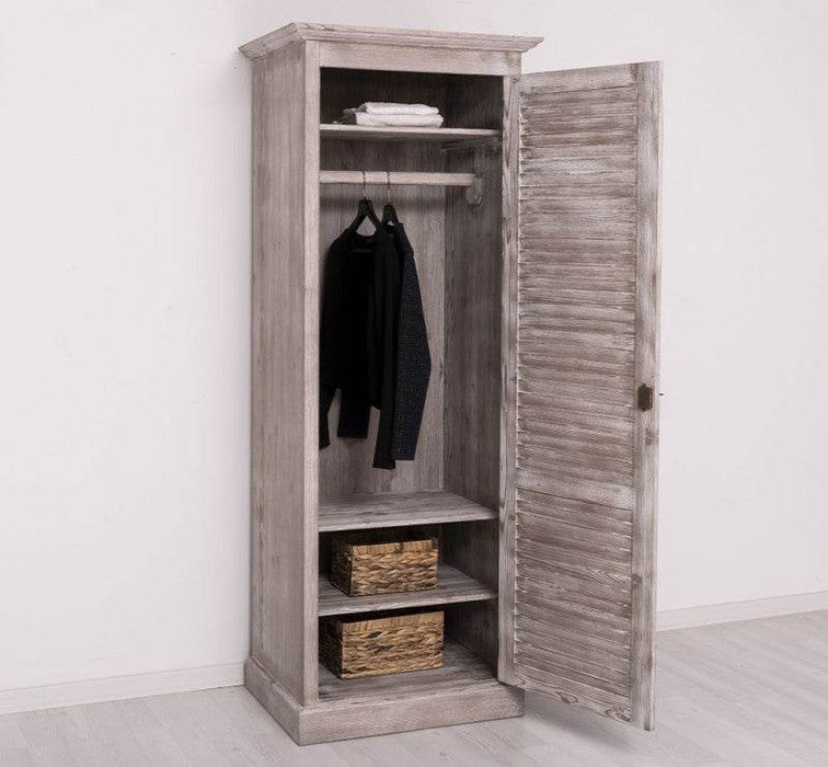 Abschließbarer Kleiderschrank aus Massivholz mit Lamellentür - Gebürstet
