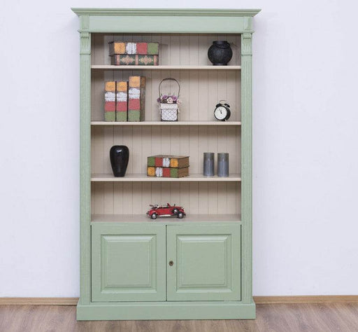 Bücherschrank aus Massivholz | Regal im Landhausstil -