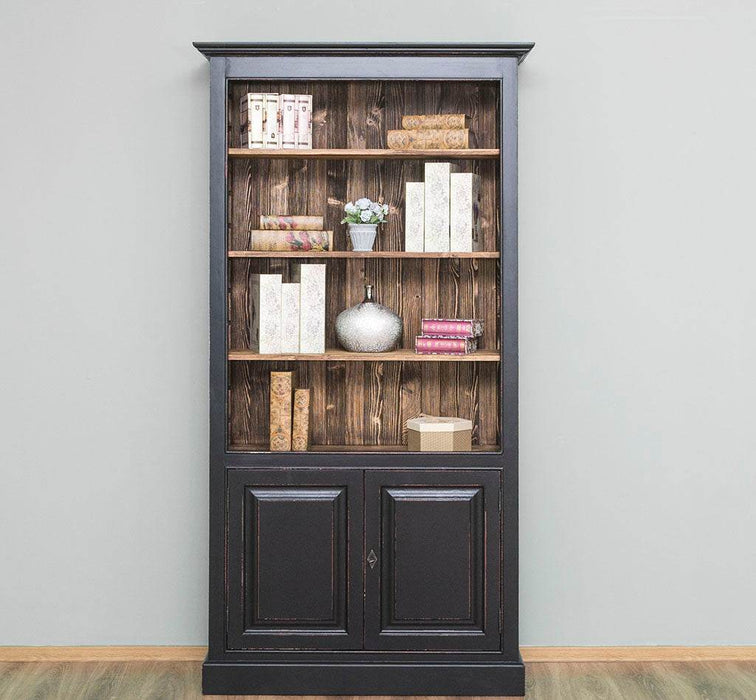 Landhaus Bücherregal aus Massivholz mit Schranktüren in verschiedenen Farben - Vintage