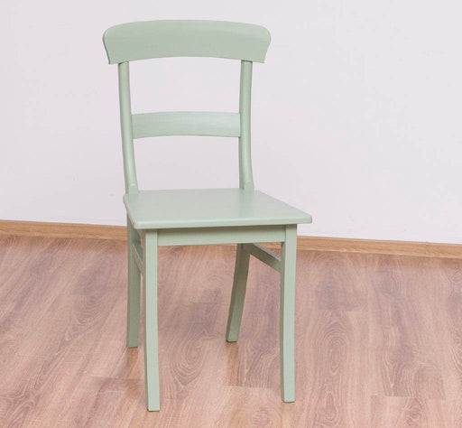 Stuhl aus Massivholz in verschiedenen Farben -