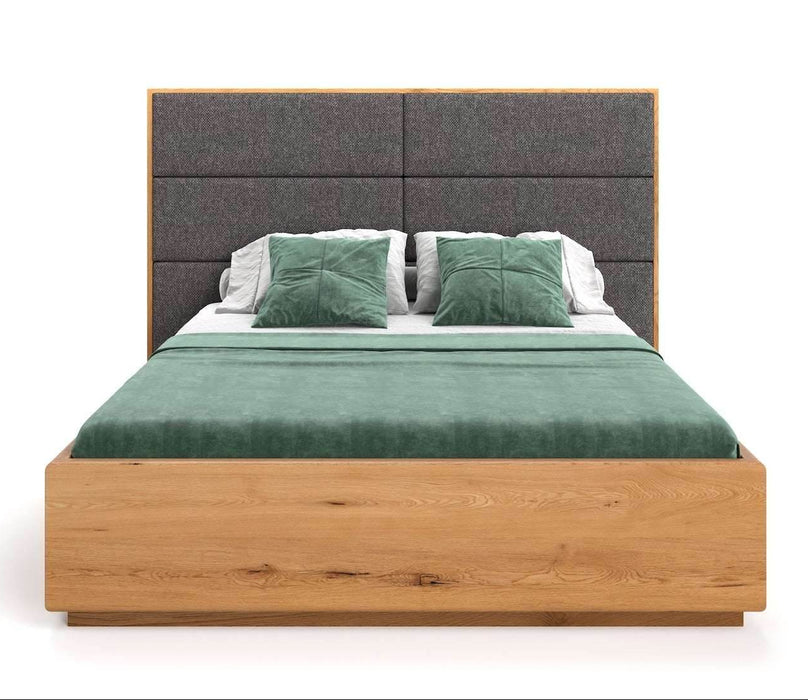 Hohes Bett mit Bettkasten aus massiver Eiche | DOME Z Bett mit Kopfteil Textil in verschiedenen Farben - Hellgrau / 140 x 200