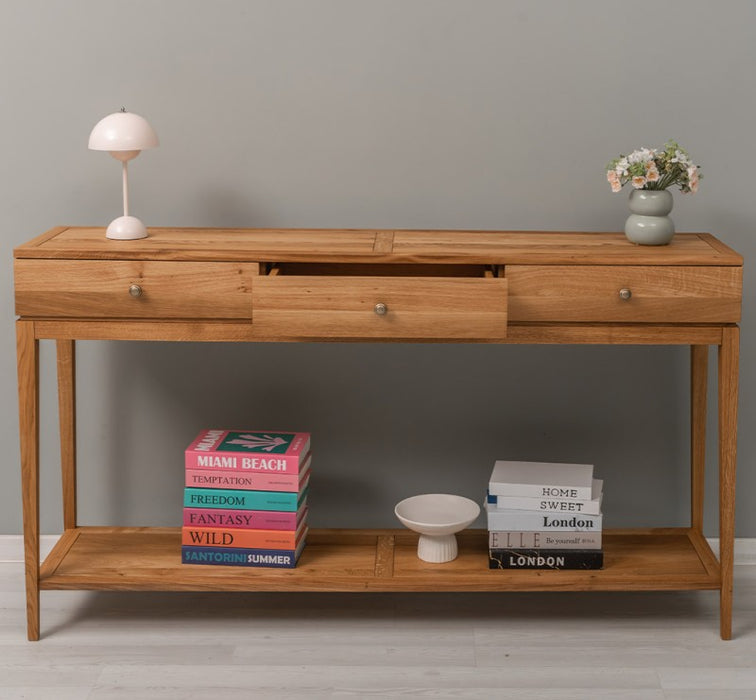 Filigraner Konsolentisch aus massiver Eiche mit drei Schubladen