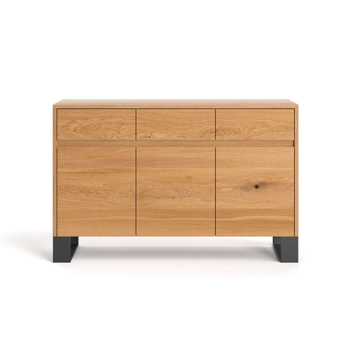 Industrial Sideboard aus massiver Eiche | Dreitürige Kommode Horizon mit drei Schubladen