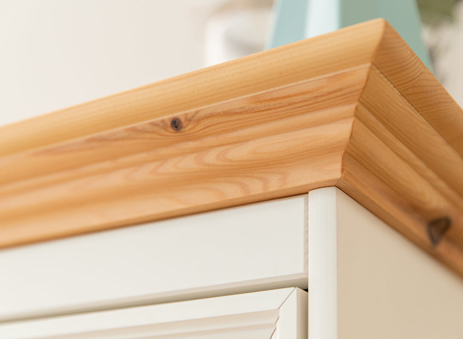 Große Kommode Belluno Elegante in Weiß | Sideboard mit drei Schubladen und Türen