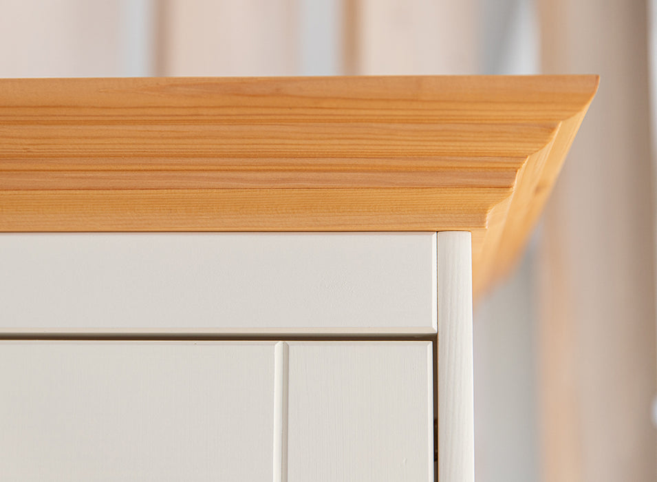 Schmale Standvitrine Belluno Elegante mit Glastür in Weiß