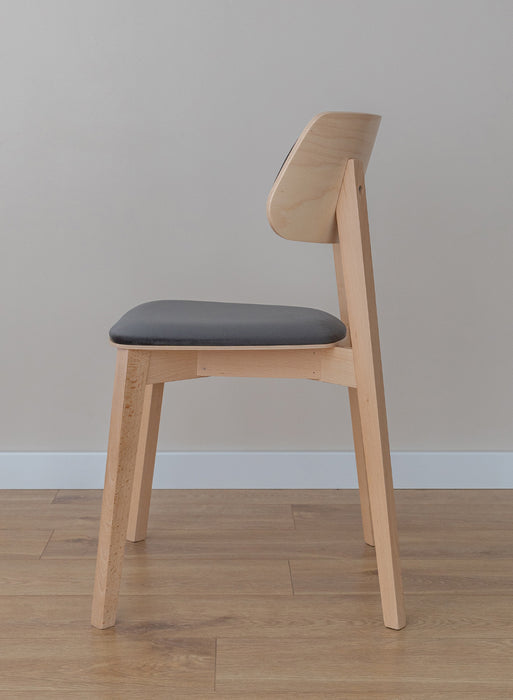 Esszimmerstuhl aus Massivholz | Minimalistischer Polsterstuhl Como