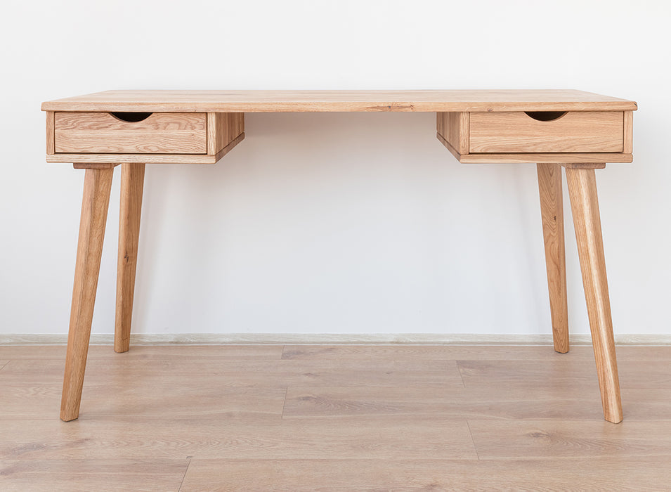 Minimalistischer Schreibtisch aus geölter Wildeiche | Skandi Bürotisch Simona mit zwei Schubladen