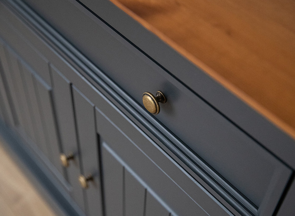 Große Kommode Belluno Elegante in Graphit | Sideboard mit drei Schubladen und Türen