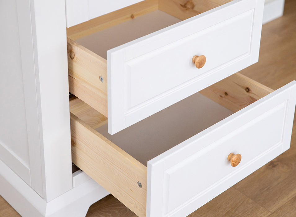 Schmale Vitrine aus Massivholz | Wohnzimmerschrank Marone Elite mit zwei Schubladen