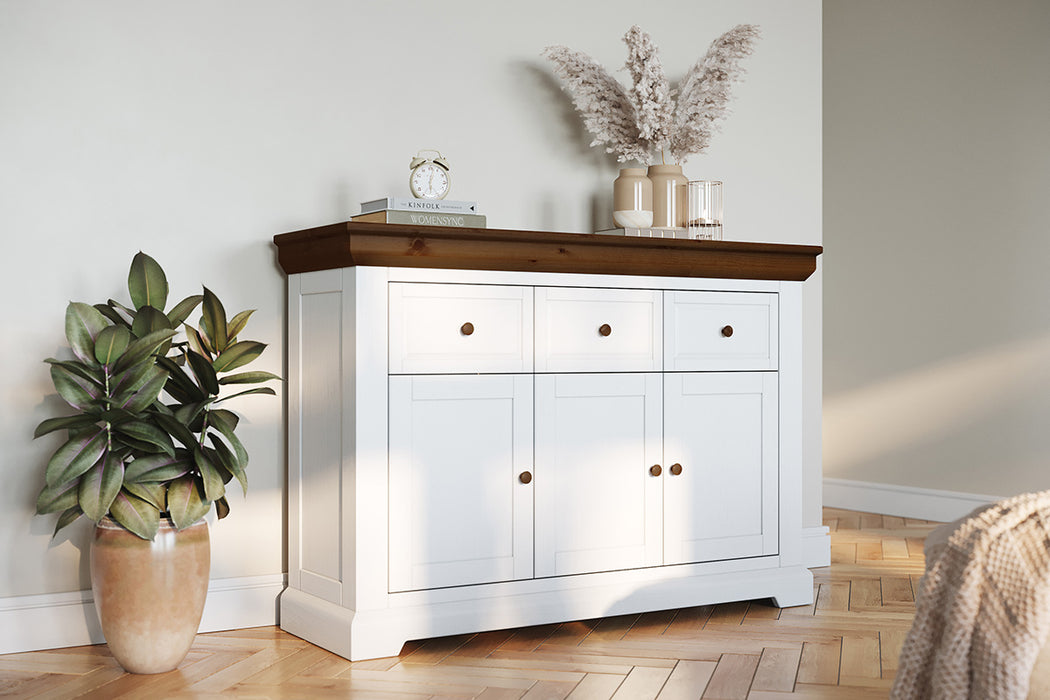 Kleines Sideboard aus Massivholz | Dreitürige Wohnzimmerkommode Marone Elite Tabacco mit drei Schubladen