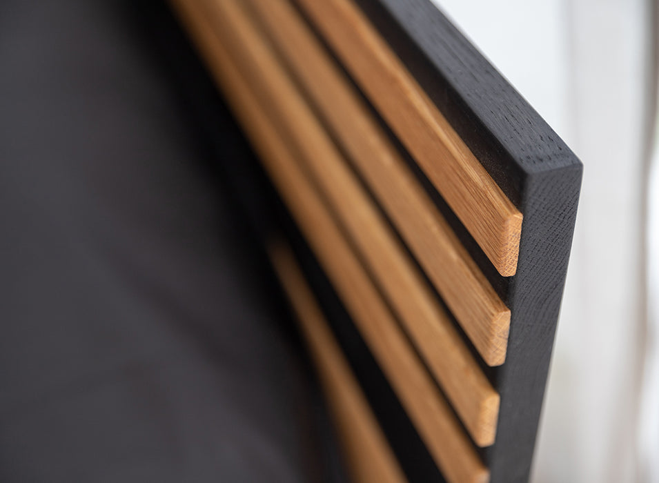 Modernes Bett aus massiver Eiche | Doppelbett Ravello