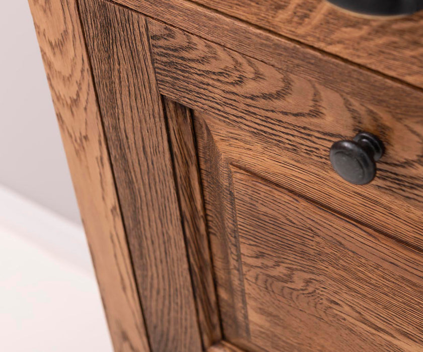 Landhaus Schuhschrank mit zwei Kippfächern aus massiver Eiche