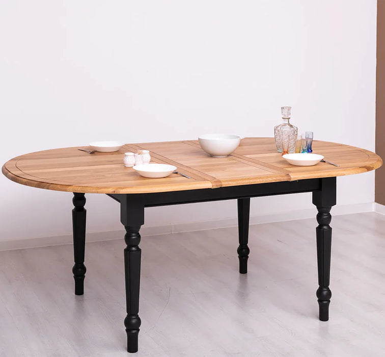 Ausziehbarer Esstisch oval aus Massivholz in verschiedenen Größen