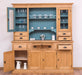 Breiter Buffetschrank aus Massivholz im Landhausstil -
