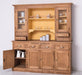 Breiter Buffetschrank aus Massivholz im Landhausstil -