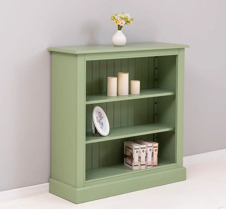 Bücherregal aus Massivholz im Landhausstil in verschiedenen Farben