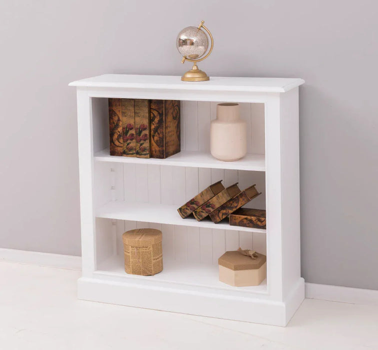 Bücherregal aus Massivholz im Landhausstil in verschiedenen Farben