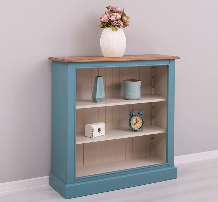 Bücherregal aus Massivholz im Landhausstil in verschiedenen Farben