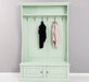 frontalansicht gerahmte Garderobe mit ablagen 6 haken mint gruen