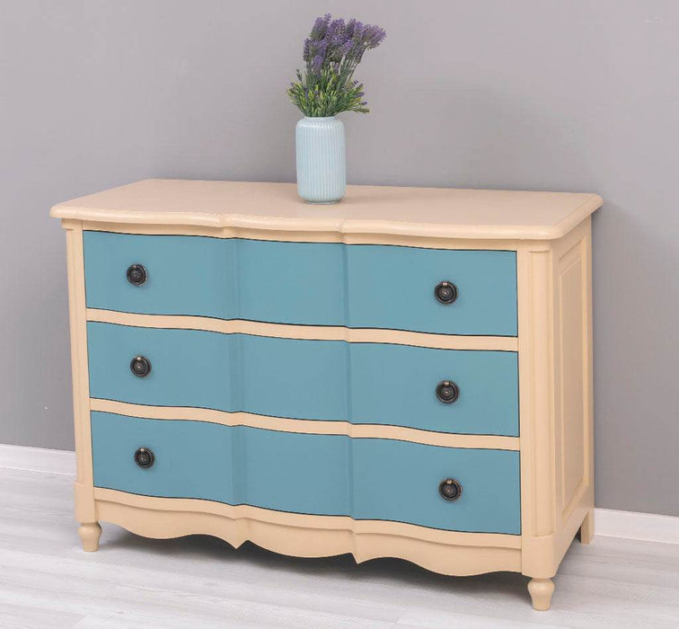 Geschwungene Landhaus Kommode aus Massivholz - in verschieden Farben - Beige - Salbei