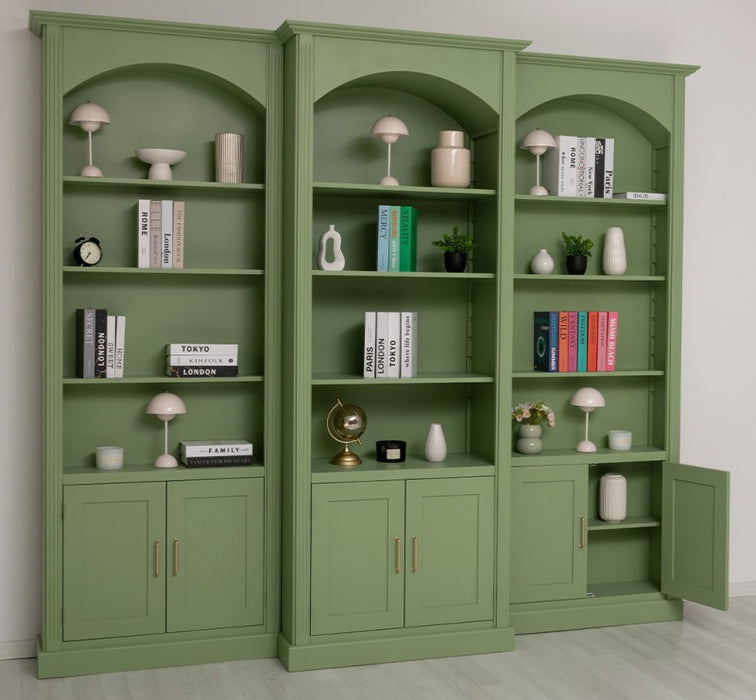 Gewölbte Wohnwand aus Massivholz - 250 cm hohe Bücherwand - Bibliothek