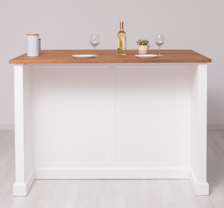 Große Kücheninsel aus Massivholz mit Platz für drei Barhocker