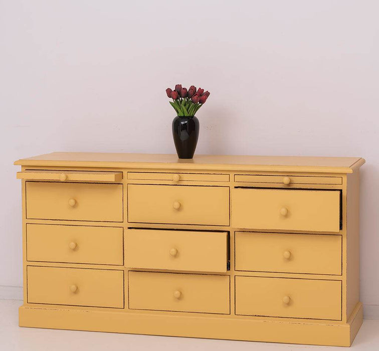 Große Landhauskommode mit neun Schubladen - Sideboard in verschiedenen Farben - Vintage Gelb