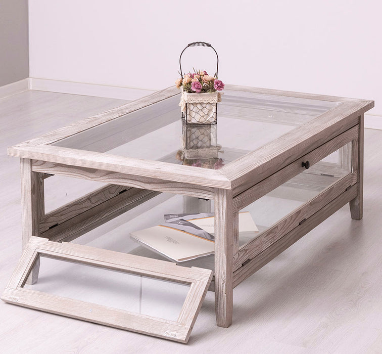 Großer Couchtisch aus Massivholz mit Fenstertüren und Glasplatte