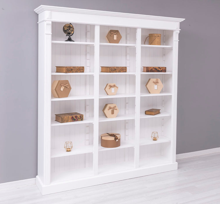 Großes Bücherregal aus Massivholz mit verzierter Kranzleiste | Regalwand in verschiedenen Farben