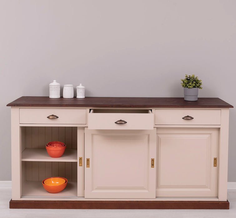 Grosses-Sideboard-aus-Massivholz-mit-3-Schiebetueren-und-3-Schubladen-kastanie-creme-front-offen