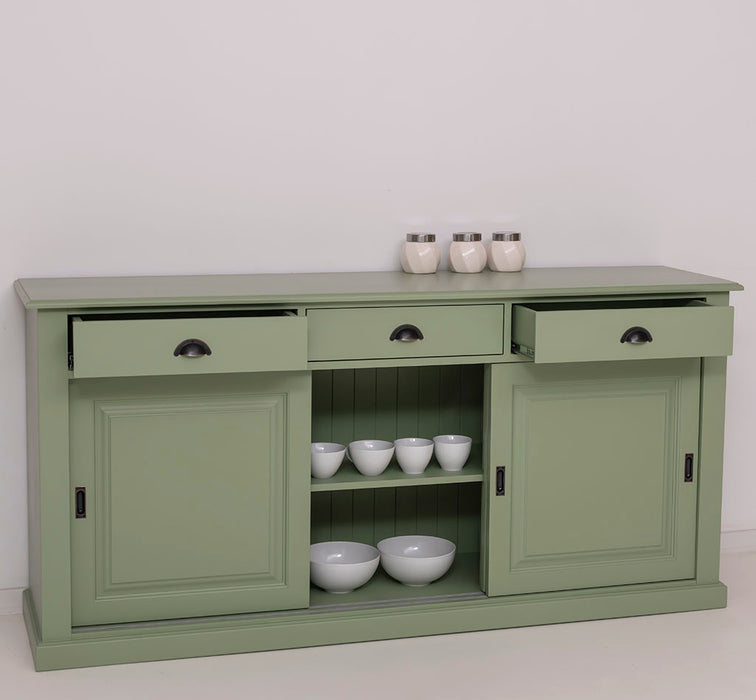 Grosses-Sideboard-aus-Massivholz-mit-3-Schiebetueren-und-3-Schubladen-salbei-links-offen